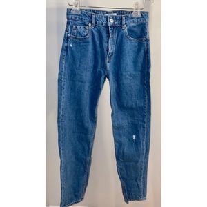 High waisted Mom jeans